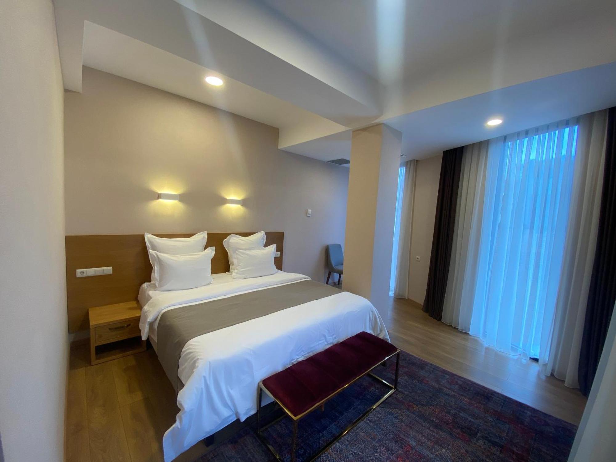 Mukhrantubani Boutique Hotel Tbilisi Rum bild